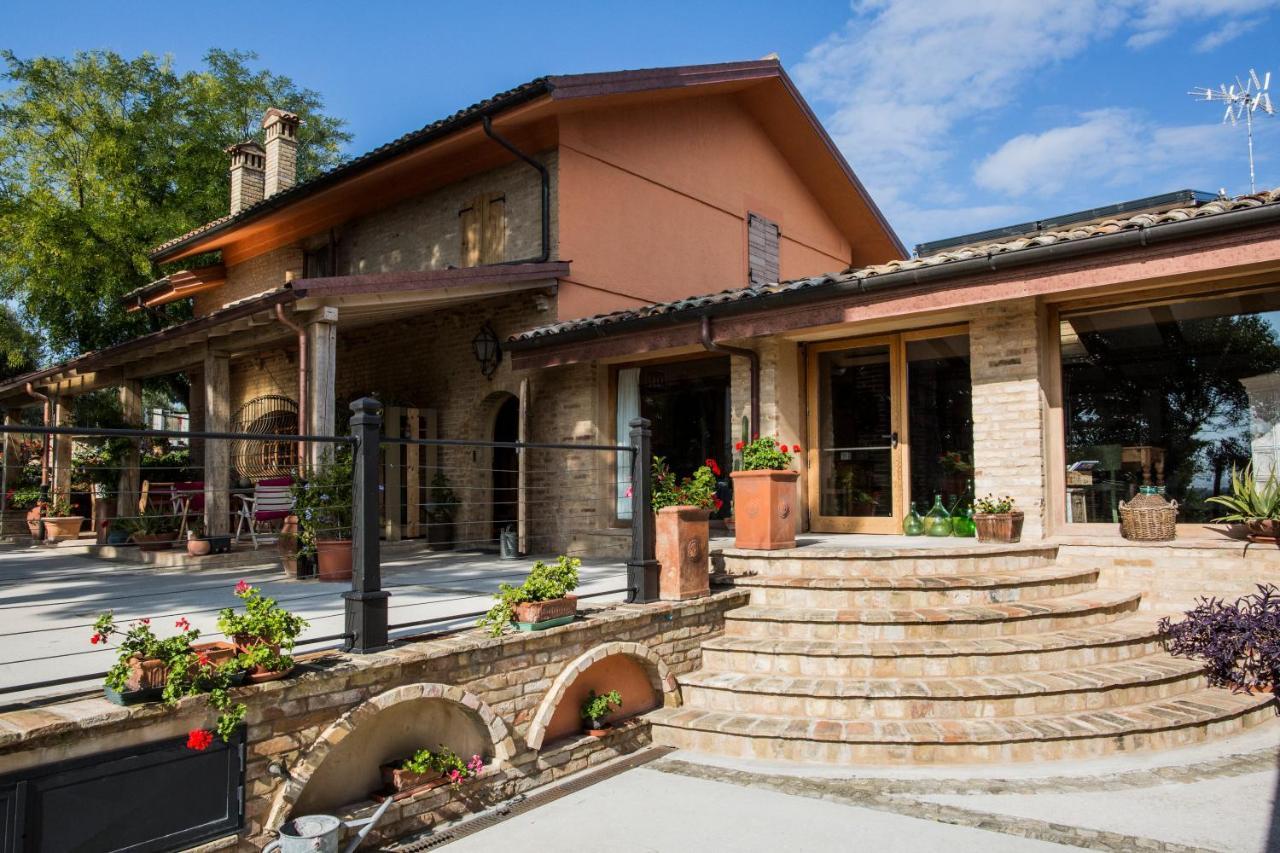 B&B Il Cavallino Чивитанова-Альта Экстерьер фото